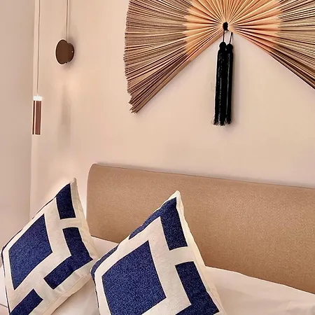 Di Nera Boutique 4*