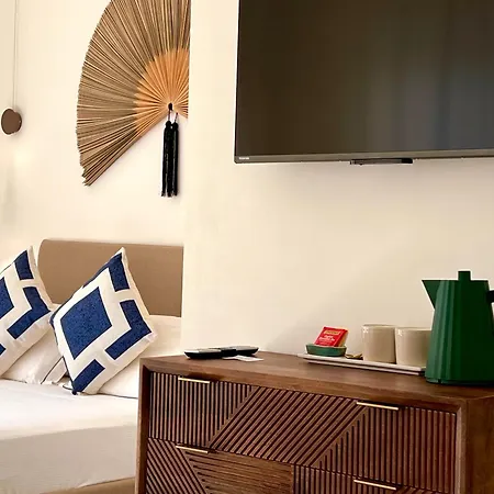 Di Nera Boutique 4*